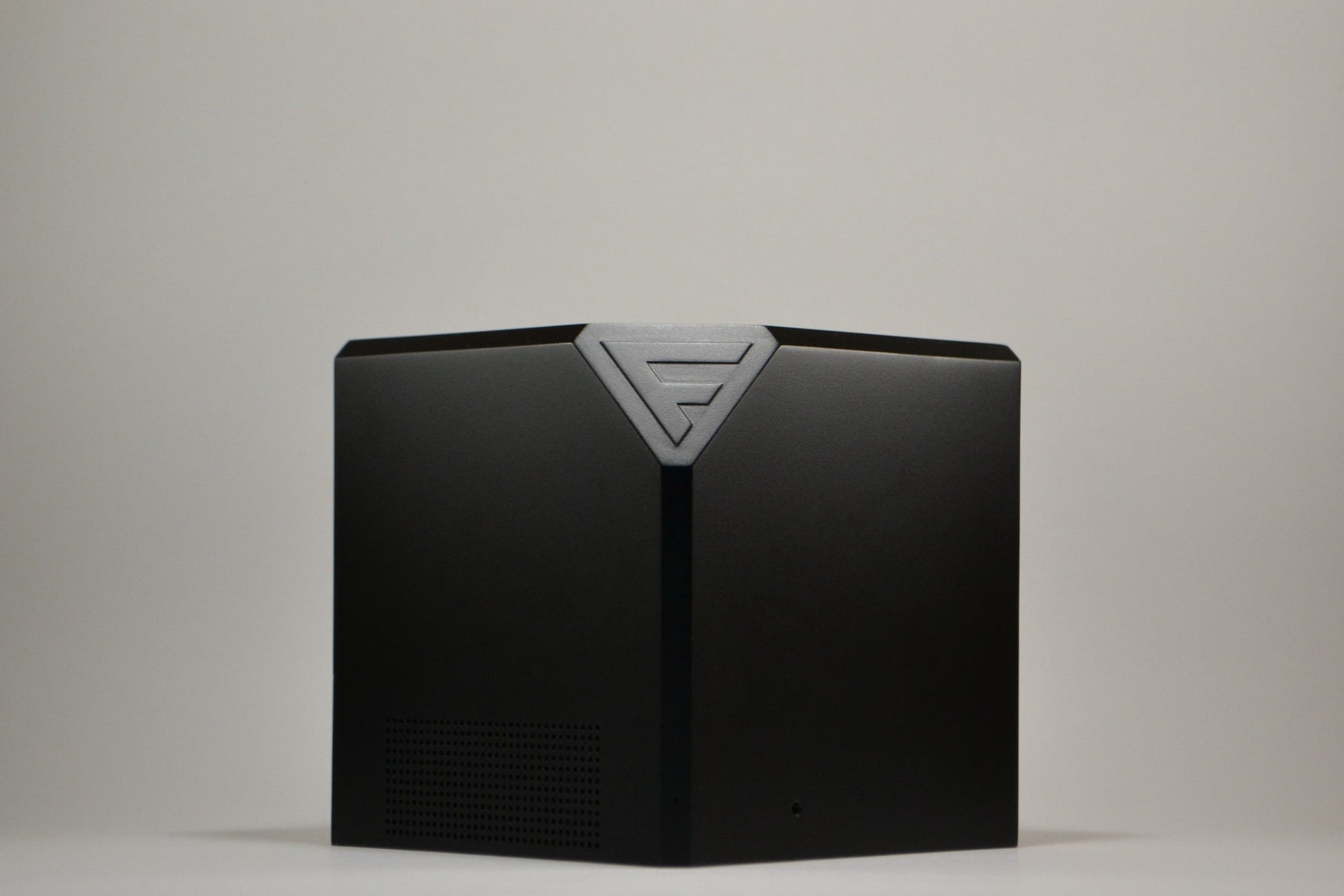 AlwaysNET Kube - Rental-Zing5G Communications Canada Inc. 